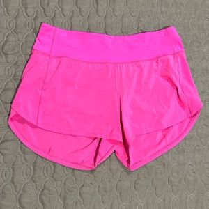 Lululemon Speed Up 4 inch Inseam Size 8